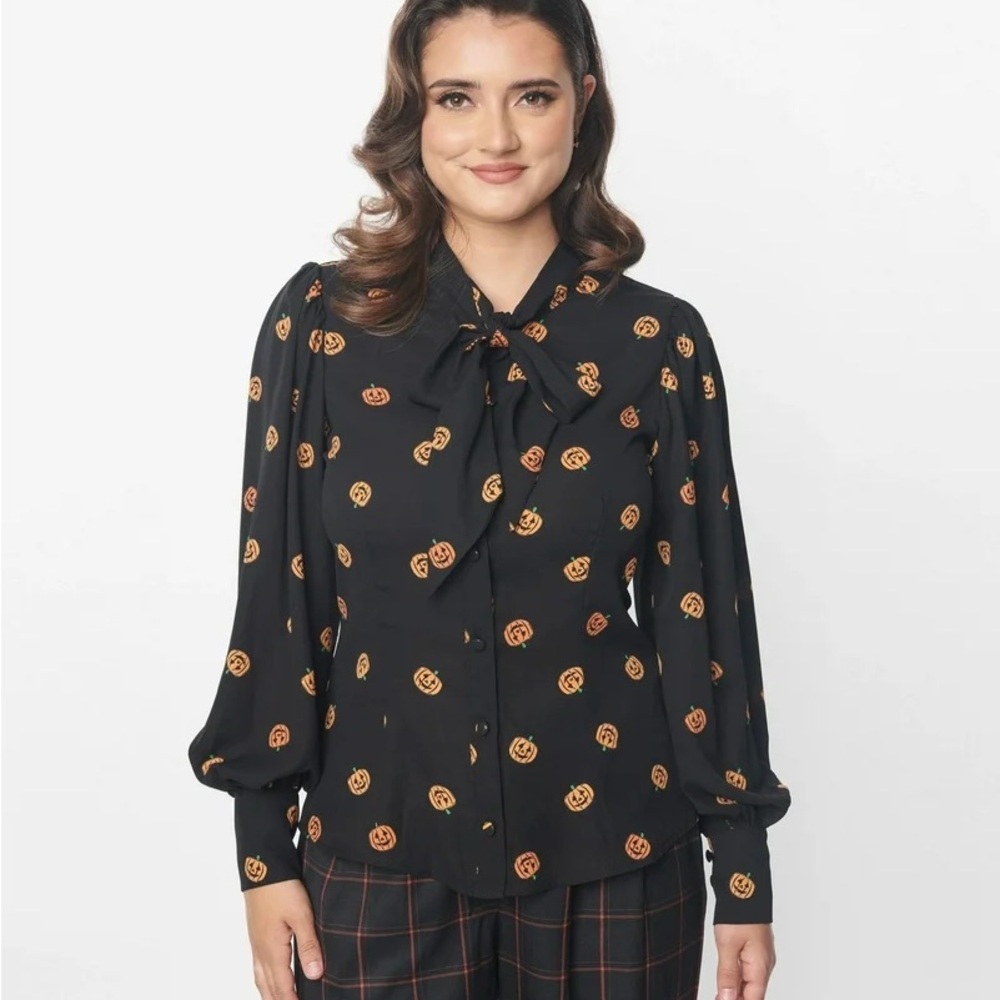 🕸 Unique Vintage Gwen Blouse - XL - Pumpkin Print - Sheer Black - Spooky Vibes